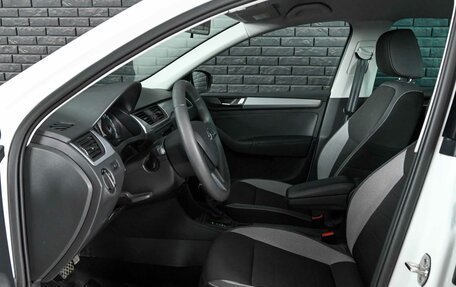 Skoda Rapid I, 2018 год, 1 560 000 рублей, 9 фотография
