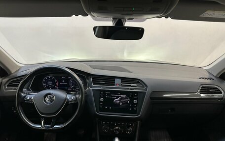 Volkswagen Tiguan II, 2017 год, 2 780 000 рублей, 5 фотография