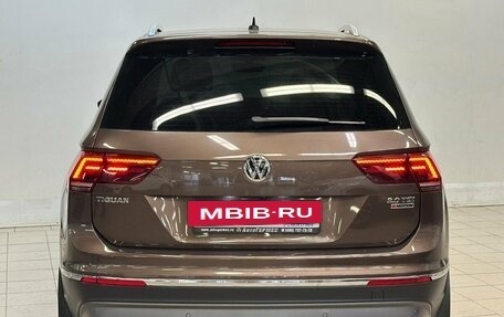 Volkswagen Tiguan II, 2017 год, 2 780 000 рублей, 3 фотография