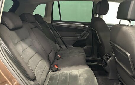 Volkswagen Tiguan II, 2017 год, 2 780 000 рублей, 16 фотография