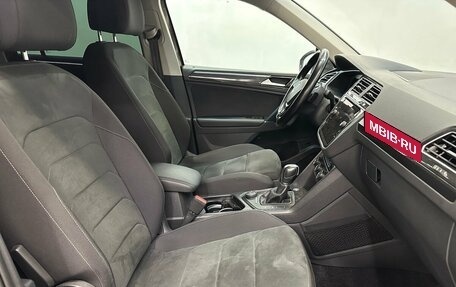 Volkswagen Tiguan II, 2017 год, 2 780 000 рублей, 15 фотография