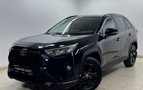 Toyota RAV4, 2021 год, 4 400 000 рублей, 1 фотография