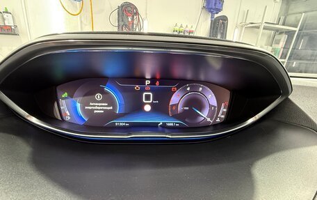 Peugeot 3008 II, 2018 год, 2 650 000 рублей, 6 фотография