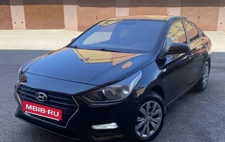Hyundai Solaris II рестайлинг, 2018 год, 1 180 000 рублей, 2 фотография