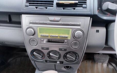 Mazda Demio III (DE), 2003 год, 350 000 рублей, 7 фотография