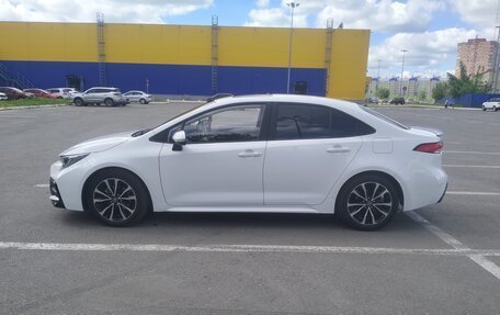 Toyota Corolla, 2022 год, 1 800 999 рублей, 2 фотография