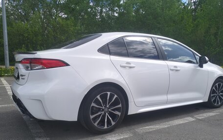 Toyota Corolla, 2022 год, 1 800 999 рублей, 6 фотография