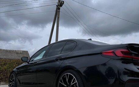 BMW 5 серия, 2018 год, 4 500 000 рублей, 6 фотография