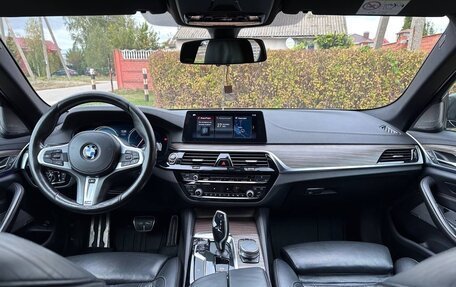 BMW 5 серия, 2018 год, 4 500 000 рублей, 9 фотография