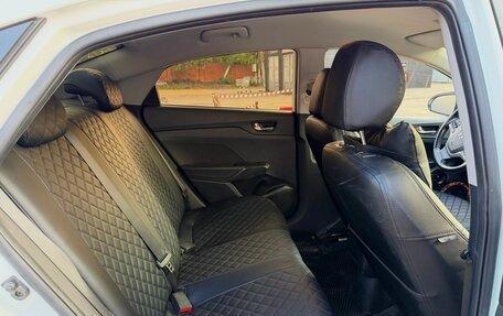 Hyundai Solaris II рестайлинг, 2017 год, 1 200 000 рублей, 17 фотография