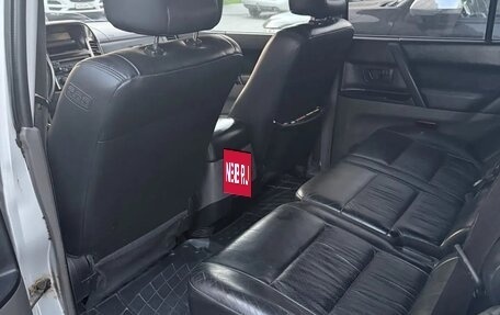 Mitsubishi Pajero III рестайлинг, 2000 год, 800 000 рублей, 13 фотография