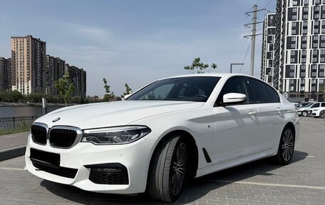 BMW 5 серия, 2019 год, 5 500 000 рублей, 2 фотография