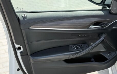 BMW 5 серия, 2019 год, 5 500 000 рублей, 17 фотография