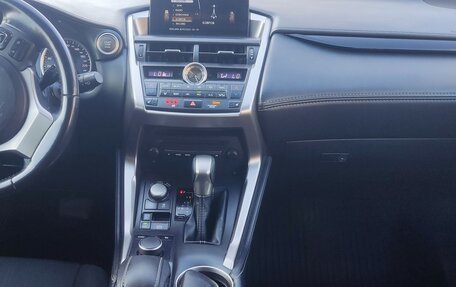 Lexus NX I, 2015 год, 2 300 000 рублей, 32 фотография