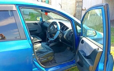 Honda Fit III, 2002 год, 350 000 рублей, 5 фотография