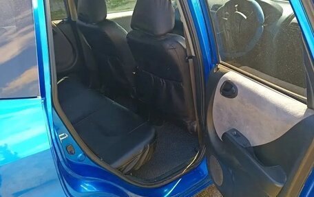 Honda Fit III, 2002 год, 350 000 рублей, 8 фотография