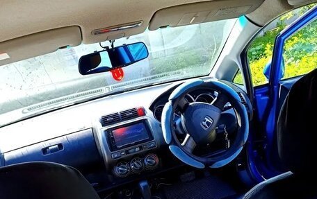 Honda Fit III, 2002 год, 350 000 рублей, 11 фотография