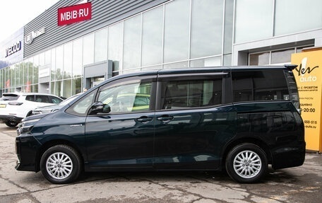 Toyota Voxy III, 2014 год, 1 749 000 рублей, 11 фотография