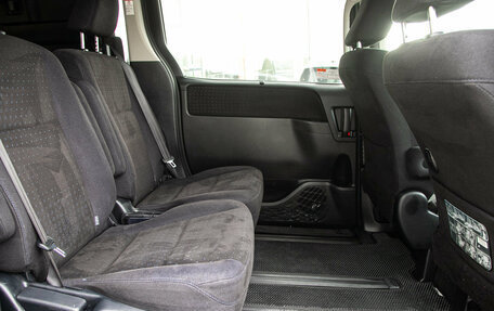 Toyota Voxy III, 2014 год, 1 749 000 рублей, 14 фотография