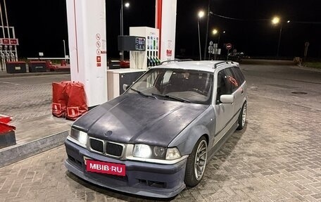 BMW 3 серия, 1998 год, 332 000 рублей, 1 фотография