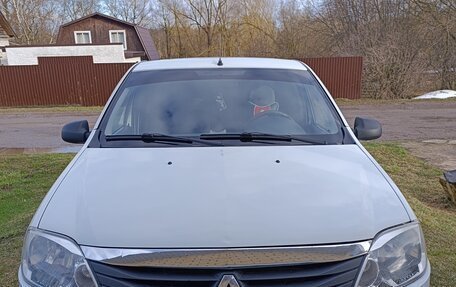 Renault Logan I, 2012 год, 370 000 рублей, 1 фотография