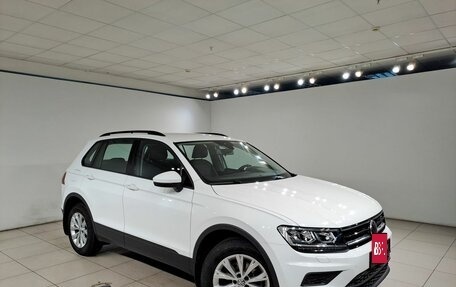 Volkswagen Tiguan II, 2020 год, 2 690 000 рублей, 3 фотография