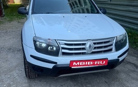Renault Duster I рестайлинг, 2014 год, 1 150 000 рублей, 2 фотография