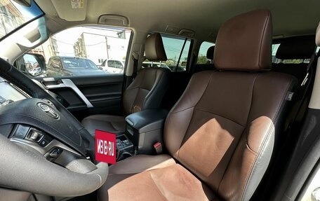 Toyota Land Cruiser Prado 150 рестайлинг 2, 2018 год, 4 700 000 рублей, 12 фотография