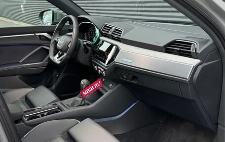 Audi Q3, 2022 год, 2 630 000 рублей, 18 фотография