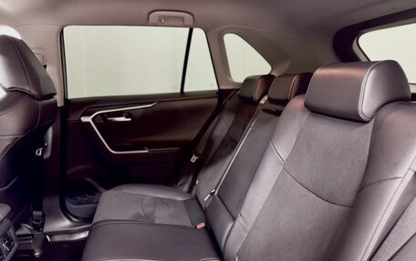 Toyota RAV4, 2021 год, 4 400 000 рублей, 14 фотография