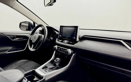Toyota RAV4, 2021 год, 4 400 000 рублей, 12 фотография