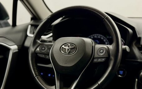 Toyota RAV4, 2021 год, 4 400 000 рублей, 19 фотография
