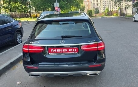 Mercedes-Benz E-Класс, 2017 год, 2 950 000 рублей, 5 фотография