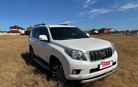 Toyota Land Cruiser Prado 150 рестайлинг 2, 2010 год, 2 430 000 рублей, 2 фотография