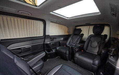 Mercedes-Benz V-Класс, 2017 год, 4 290 000 рублей, 15 фотография