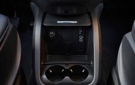 Mercedes-Benz V-Класс, 2017 год, 4 290 000 рублей, 22 фотография