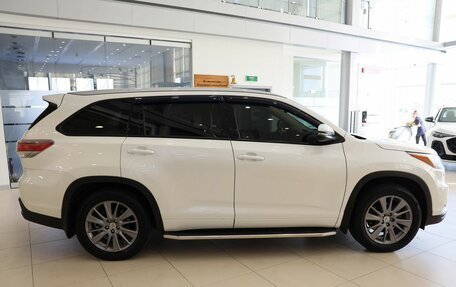 Toyota Highlander III, 2014 год, 2 890 000 рублей, 4 фотография