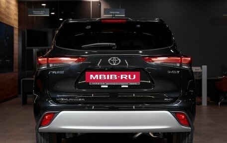 Toyota Highlander, 2026 год, 5 400 000 рублей, 5 фотография