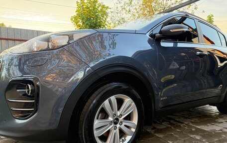 KIA Sportage IV рестайлинг, 2018 год, 2 220 000 рублей, 4 фотография