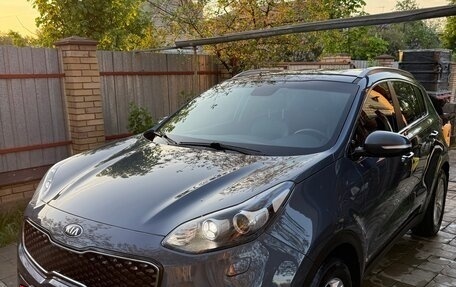 KIA Sportage IV рестайлинг, 2018 год, 2 220 000 рублей, 2 фотография