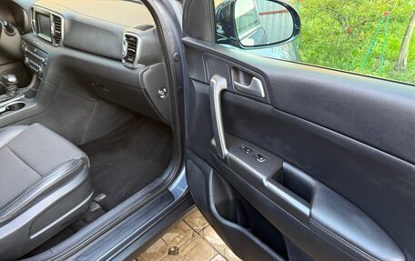 KIA Sportage IV рестайлинг, 2018 год, 2 220 000 рублей, 31 фотография