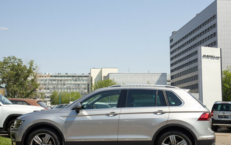 Volkswagen Tiguan II, 2018 год, 3 170 000 рублей, 6 фотография