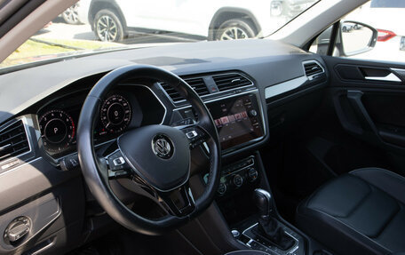 Volkswagen Tiguan II, 2018 год, 3 170 000 рублей, 11 фотография