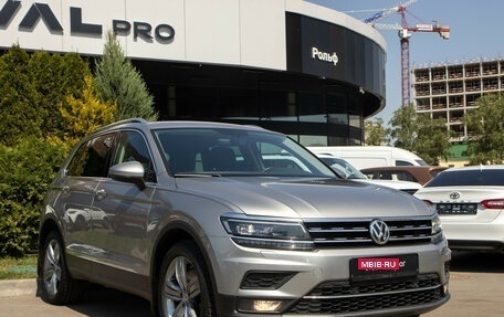 Volkswagen Tiguan II, 2018 год, 3 170 000 рублей, 2 фотография