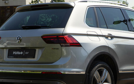 Volkswagen Tiguan II, 2018 год, 3 170 000 рублей, 26 фотография