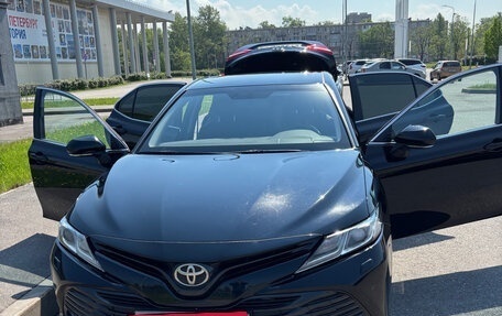 Toyota Camry, 2019 год, 2 900 000 рублей, 6 фотография