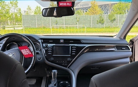 Toyota Camry, 2019 год, 2 900 000 рублей, 12 фотография