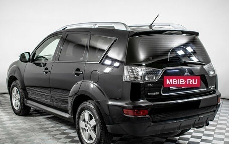 Mitsubishi Outlander III рестайлинг 3, 2010 год, 925 000 рублей, 7 фотография