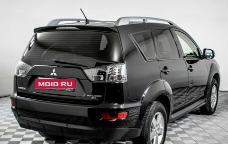 Mitsubishi Outlander III рестайлинг 3, 2010 год, 925 000 рублей, 5 фотография