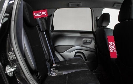 Mitsubishi Outlander III рестайлинг 3, 2010 год, 925 000 рублей, 9 фотография